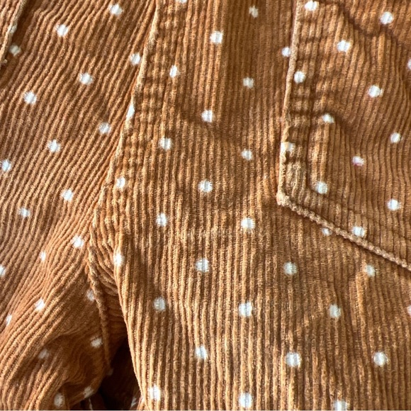 Mini Boden critter corduory hedgehog embroidered short overalls - Picture 7 of 8